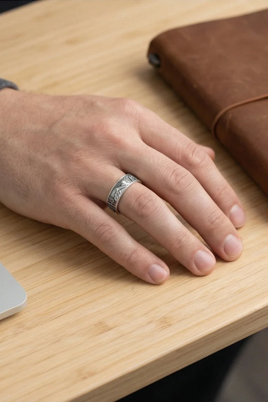 Summit Horizon: Antique Nature Landscape Ring