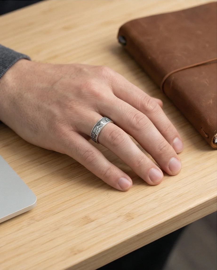 Summit Horizon: Antique Nature Landscape Ring