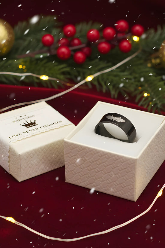 Black Butterfly Engraved Ring 5.6cm