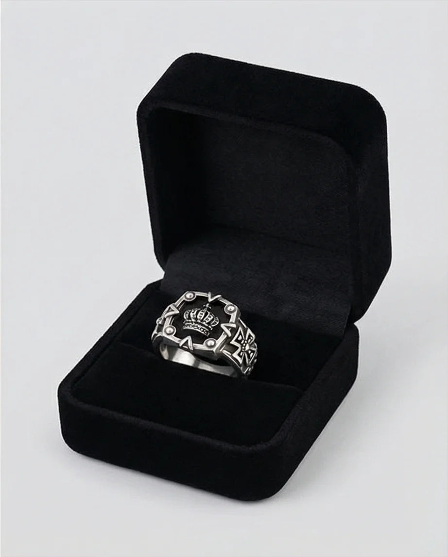 Royal Guard: Black Shield & Crown Signet Ring