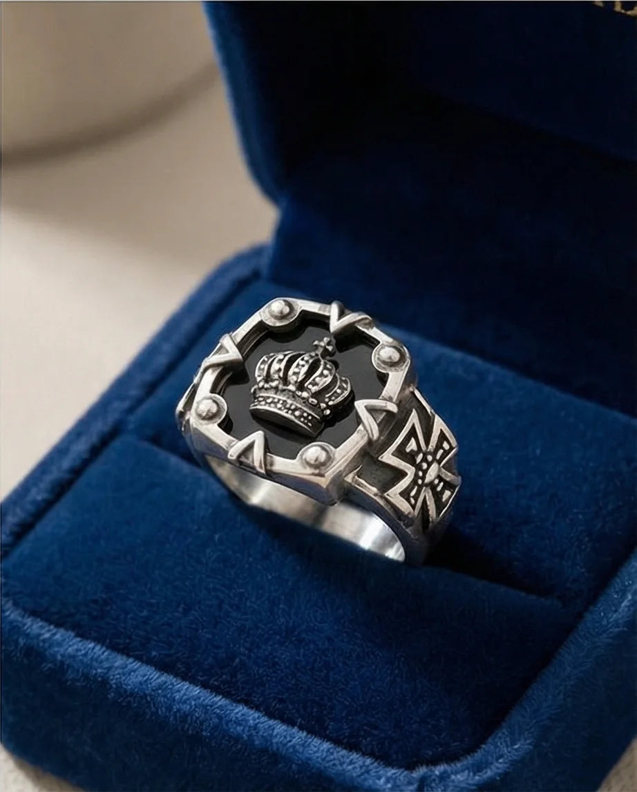 Royal Guard: Black Shield & Crown Signet Ring