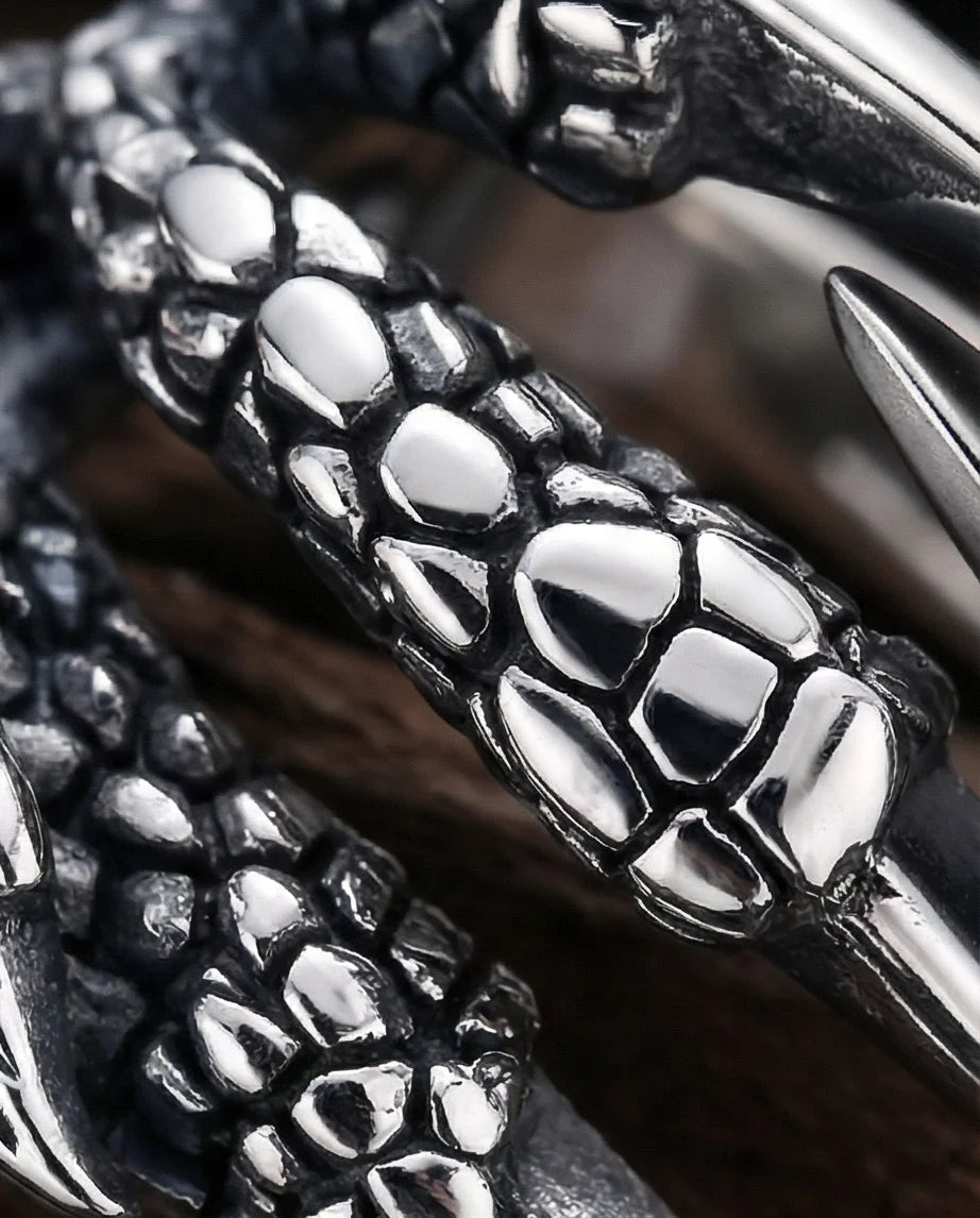 The Raptor’s Talon Wrap