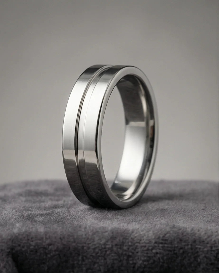 The Silver Meridian: Brushed Flat-Top Groove Band