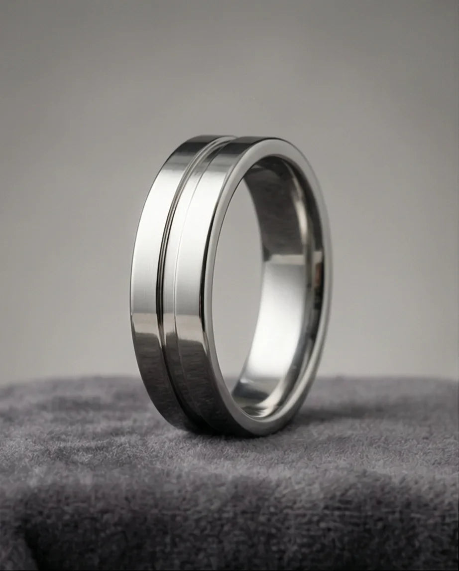 The Silver Meridian: Brushed Flat-Top Groove Band