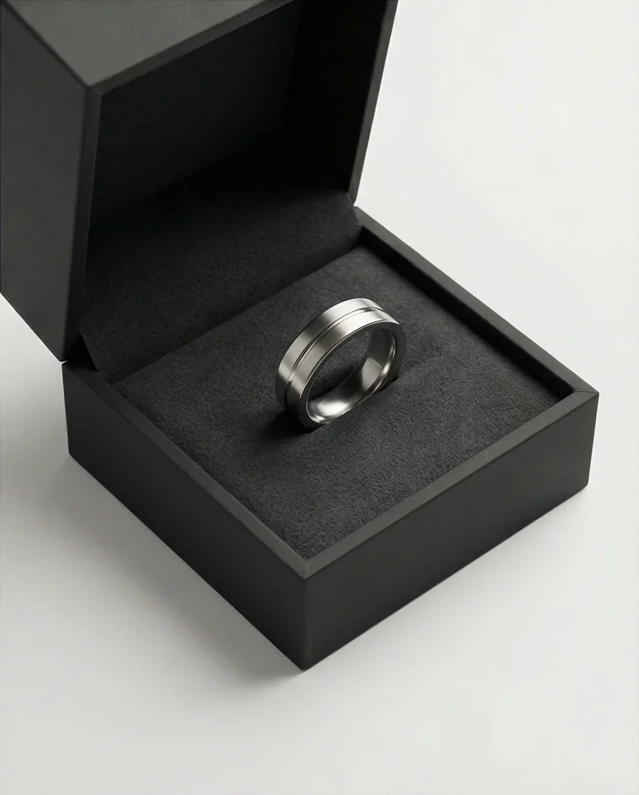 The Silver Meridian: Brushed Flat-Top Groove Band