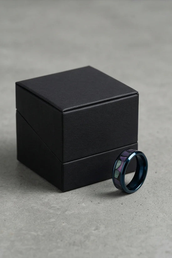Abyssal Aurora: Mother-of-Pearl Style Inlay Ring