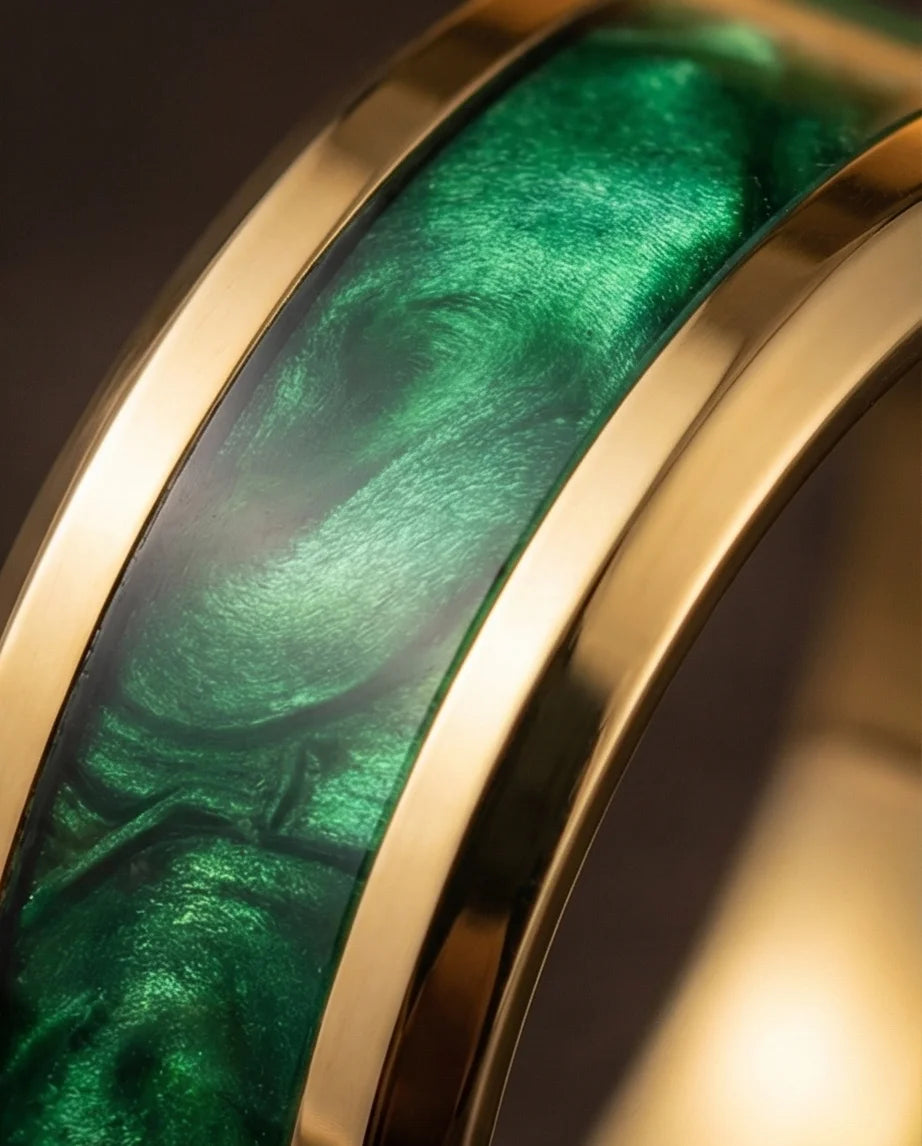 The Golden Emerald Swirl Band