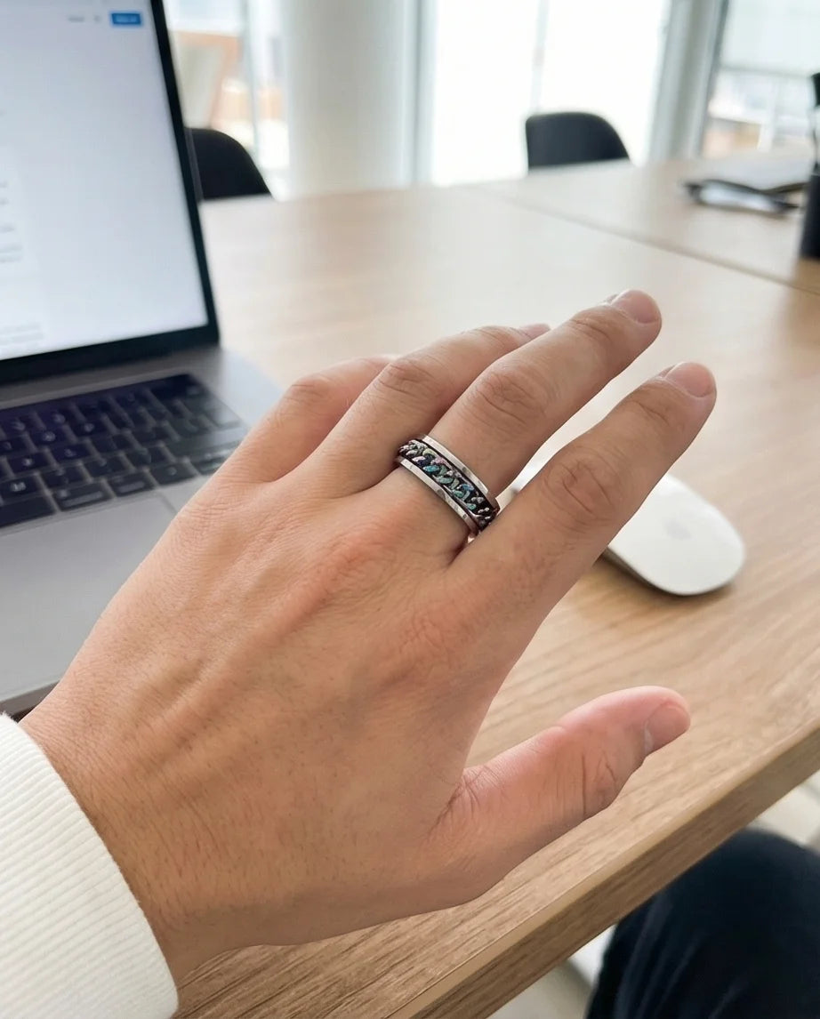 The Prism Pulse: Iridescent Cuban Link Spinner Band