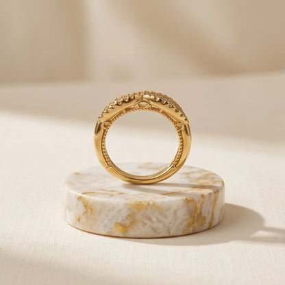 Pavé Gold Infinity Bypass Band