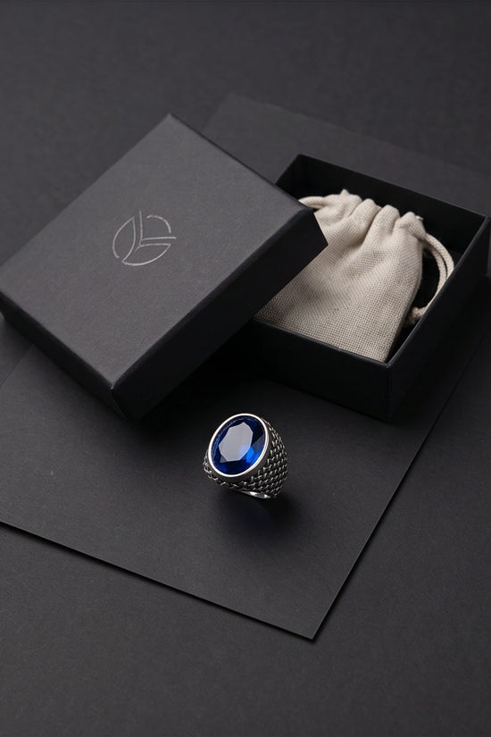 Imperial Sapphire Mesh Signet Ring