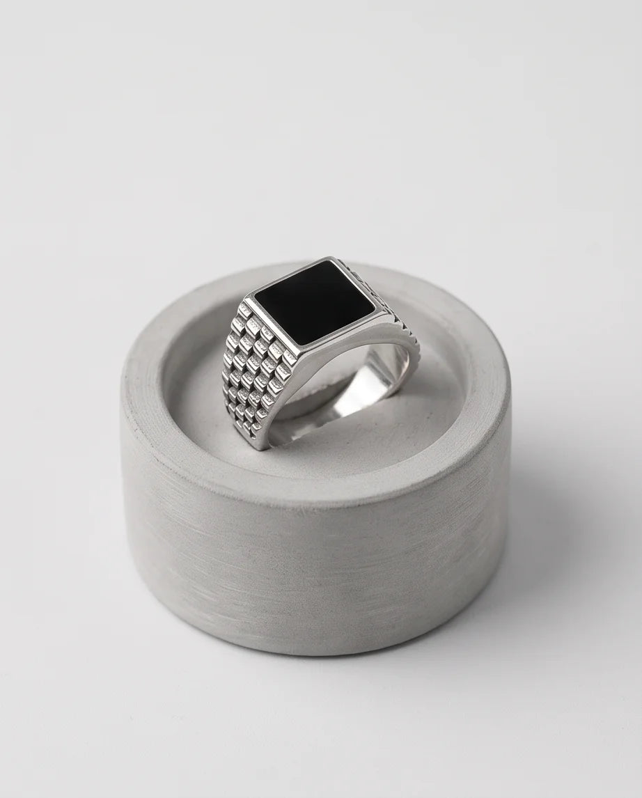 Onyx-Style Square Inlay Brick-Link Band Silver Ring