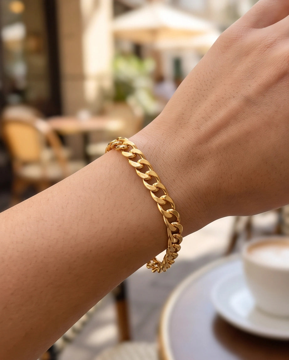 Gold Classic Curb Chain Bracelet