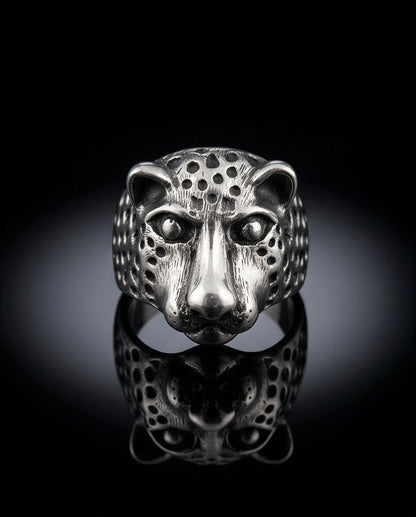 Oxidized Silver Sculpted Leopard Signet Ring