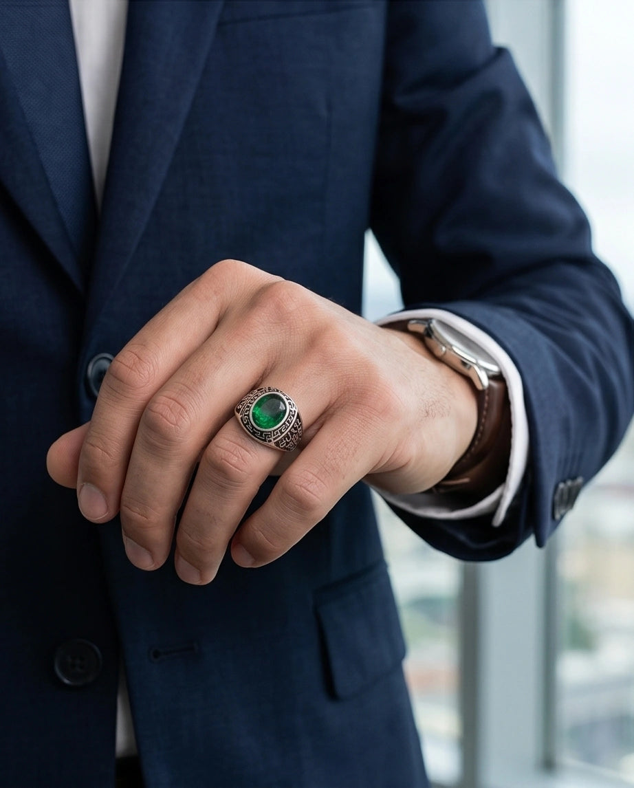 Vintage Emerald Green Military Signet Ring
