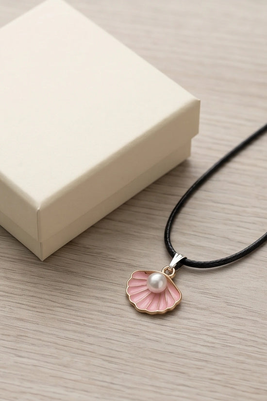 Pink Seashell Enamel Pendant Necklace with Faux Pearl