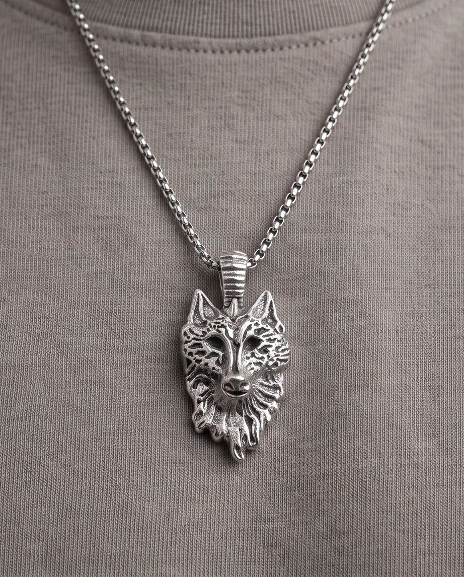 Silver Sculpted Wolf Head Pendant Necklace