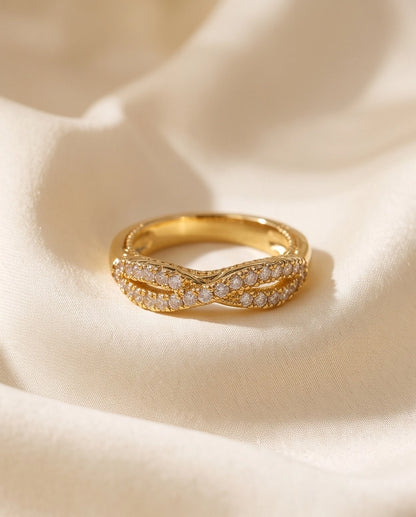 Pavé Gold Infinity Bypass Band