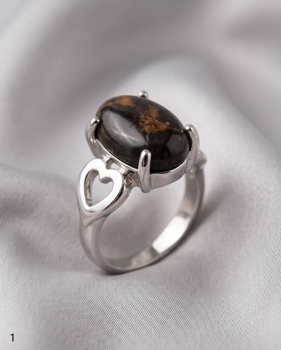 Mystic Meridian Onyx Heart Ring