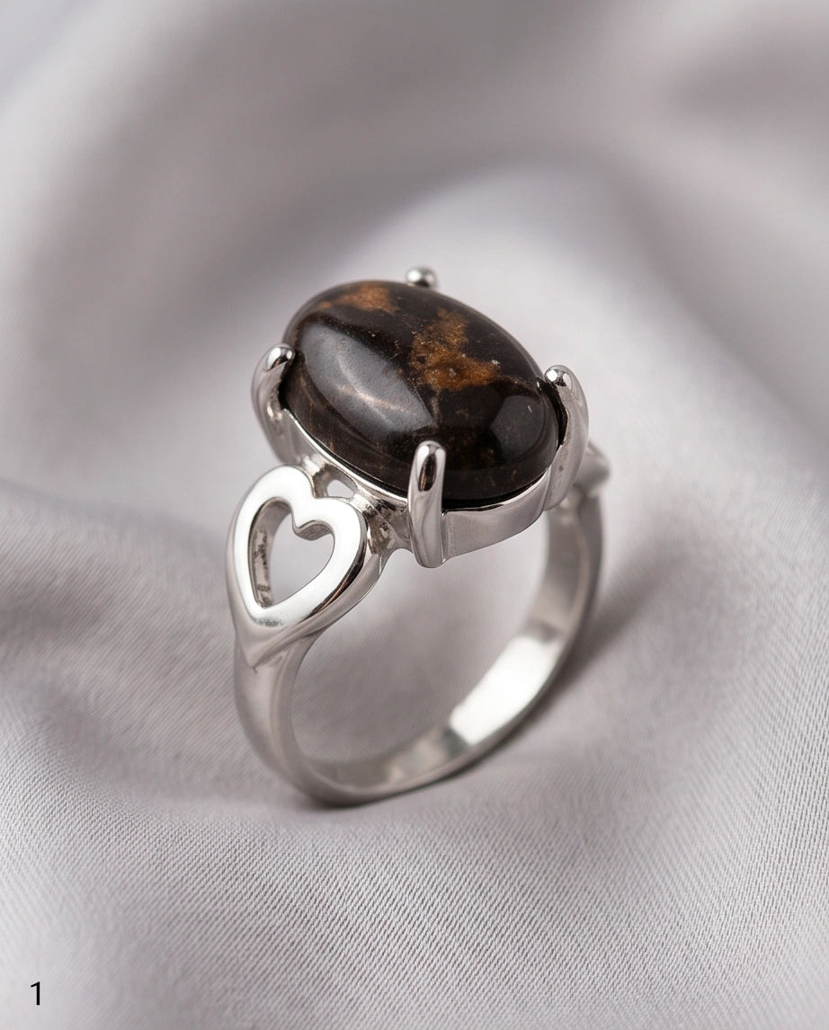 Mystic Meridian Onyx Heart Ring