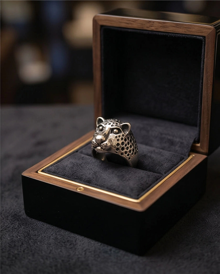 Oxidized Silver Sculpted Leopard Signet Ring