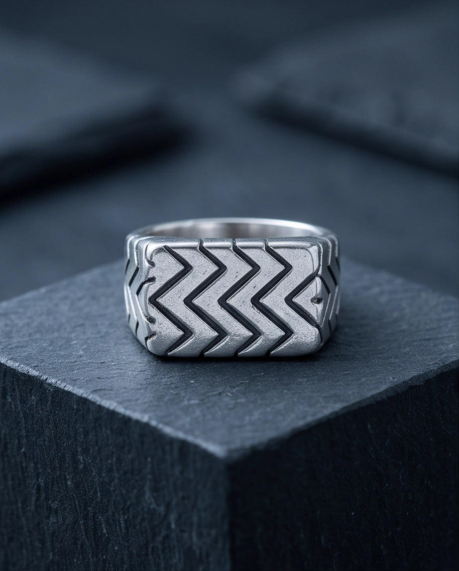 Geometric Zig-Zag Tire Tread Ring