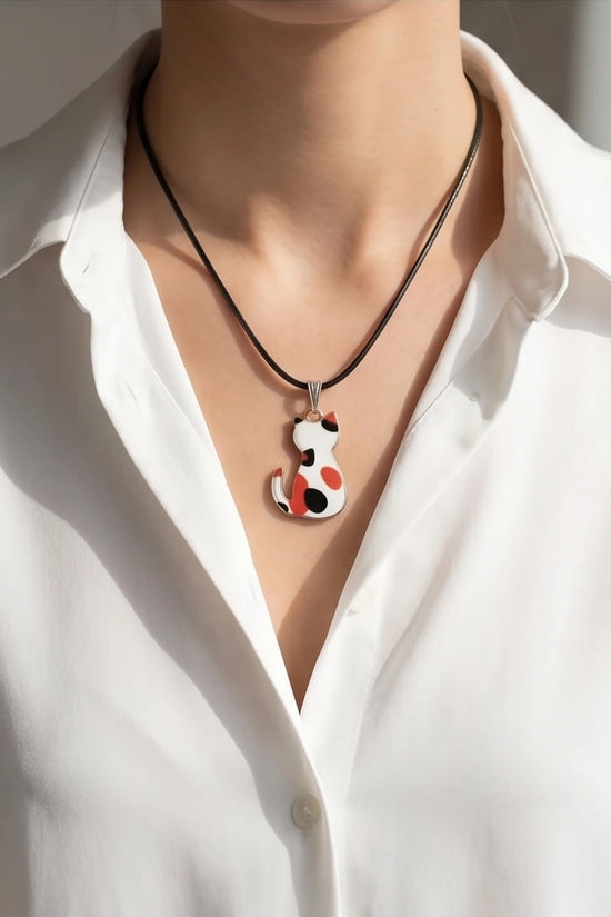 Artistic Calico Cat Silhouette Pendant Necklace