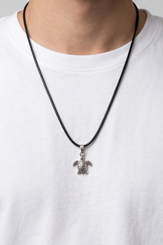 Silver Detailed Sea Turtle Necklace