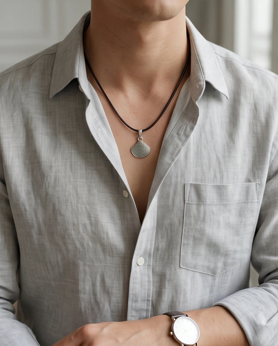 Silver Seashell Pendant Necklace