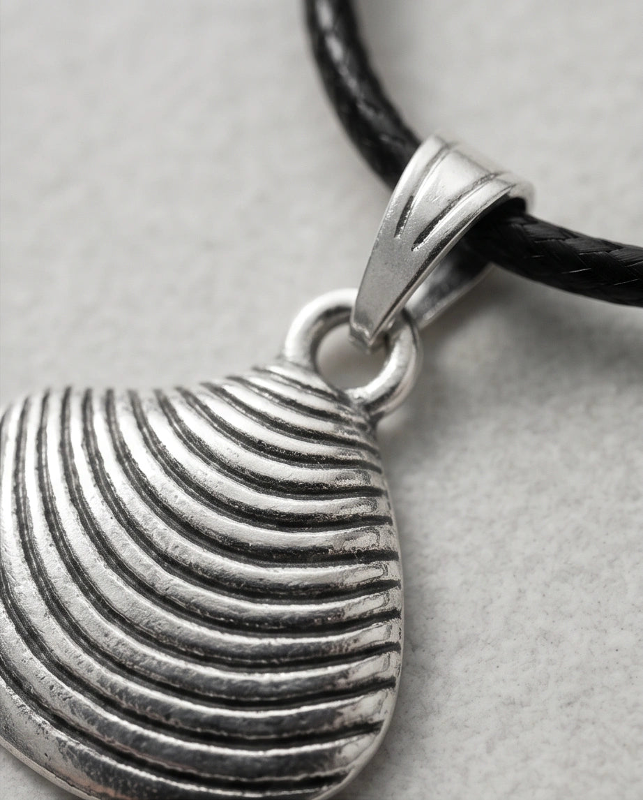 Silver Seashell Pendant Necklace