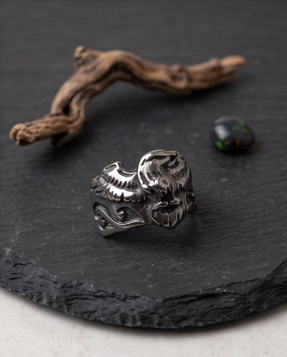 Majestic Winged Eagle Bas-Relief Silver Ring