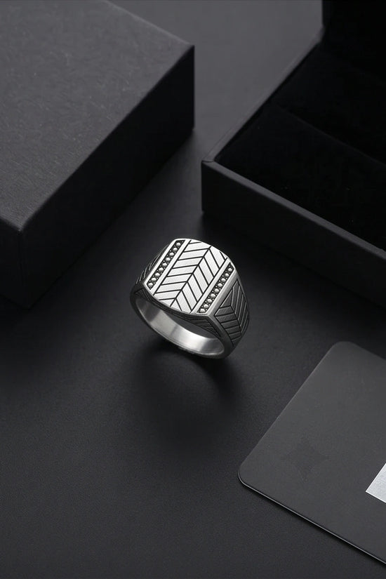 Sterling Silver Chevron Pattern Geometric Signet Ring