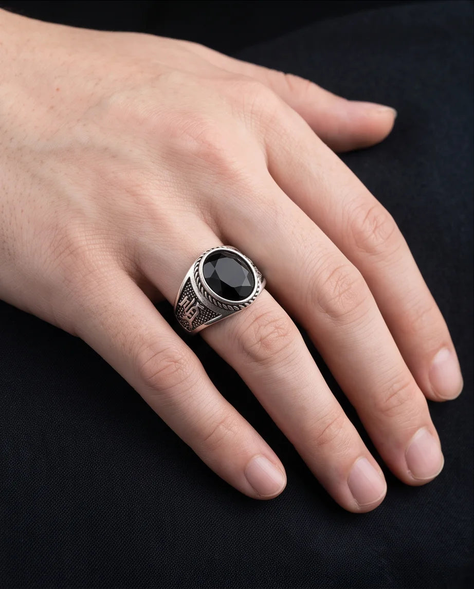 Onyx-Style Faceted Oval Rope-Trim Kanji Character Silver Ring