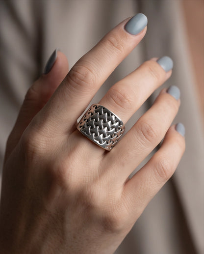Interlocking Triangular Mosaic Silver Band