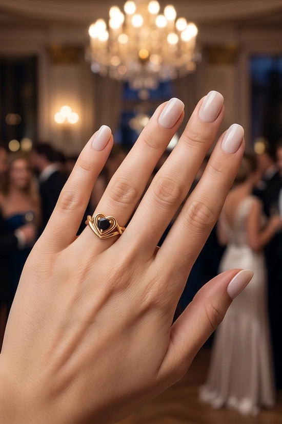 Gold Black Diamond Heart Openwork Ring