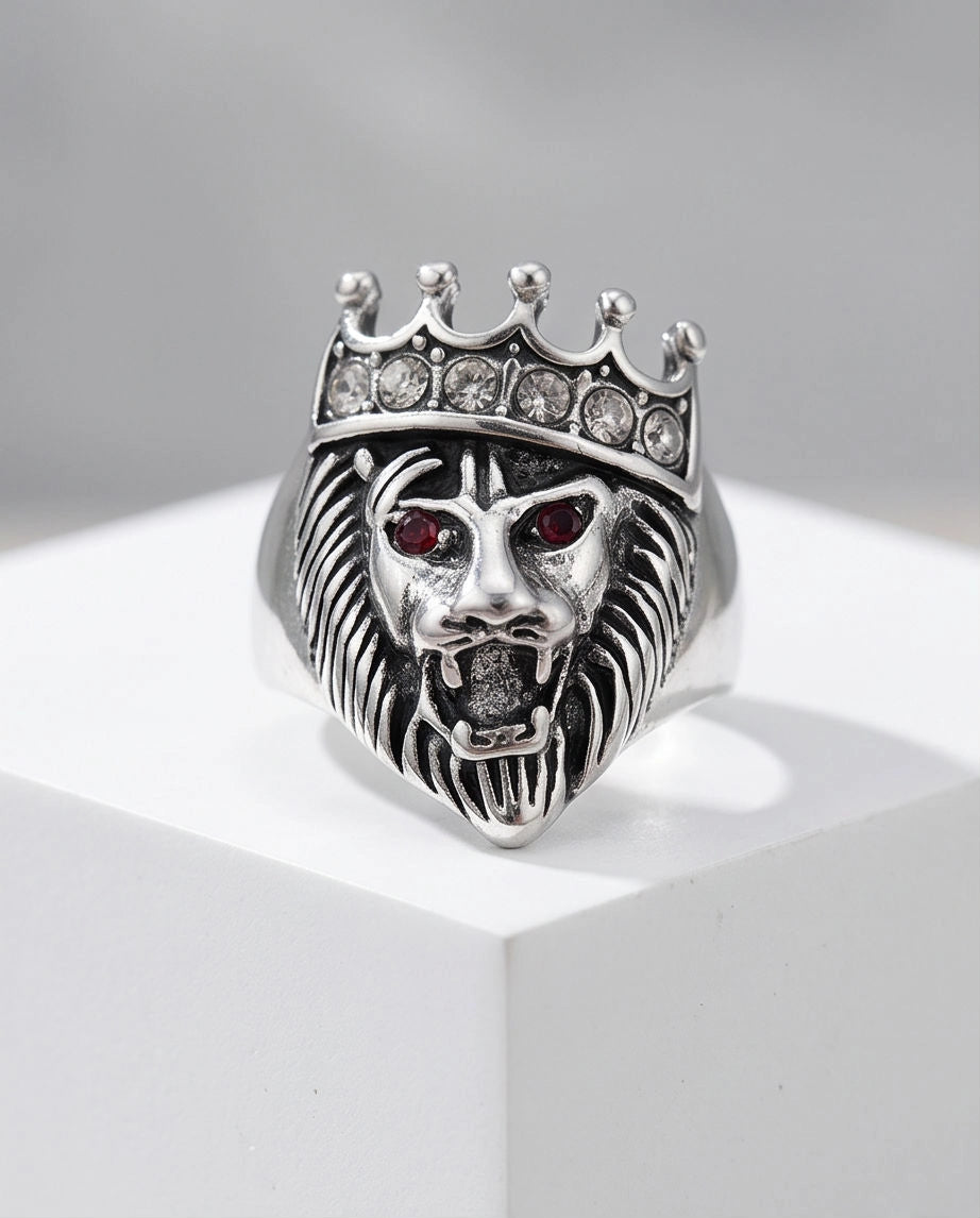 Ruby-Eyed Crowned Lion King Ring