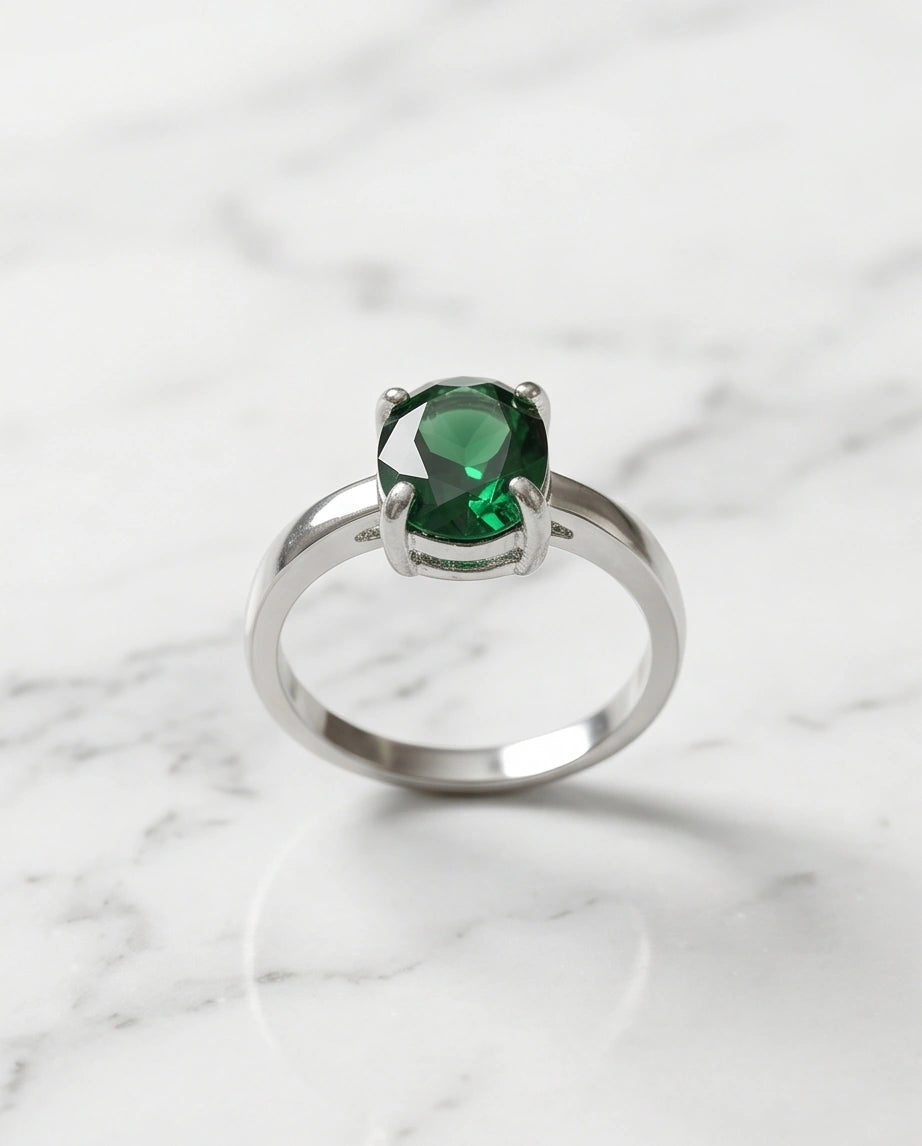 Sterling Silver Oval-Cut Green Emerald Solitaire Ring