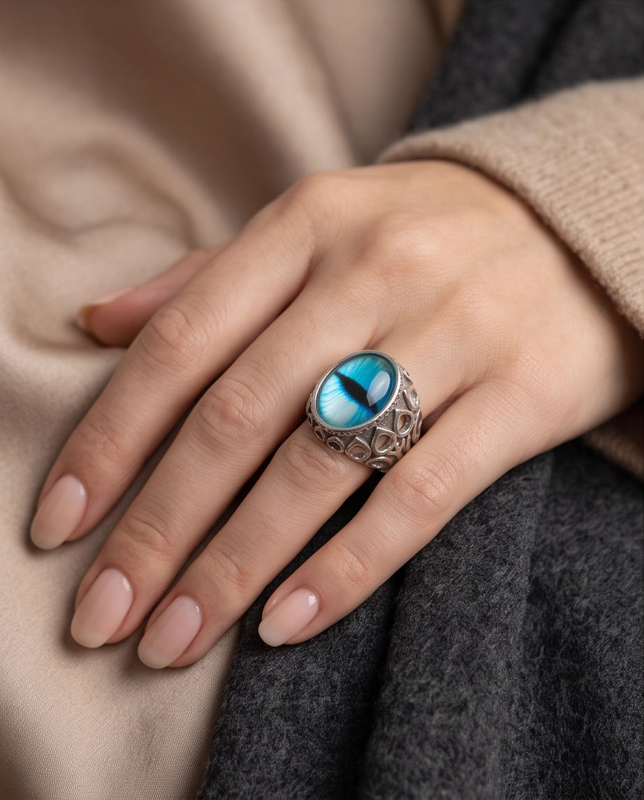 Azure Teardrop Filigree Slit-Pupil Silver Ring