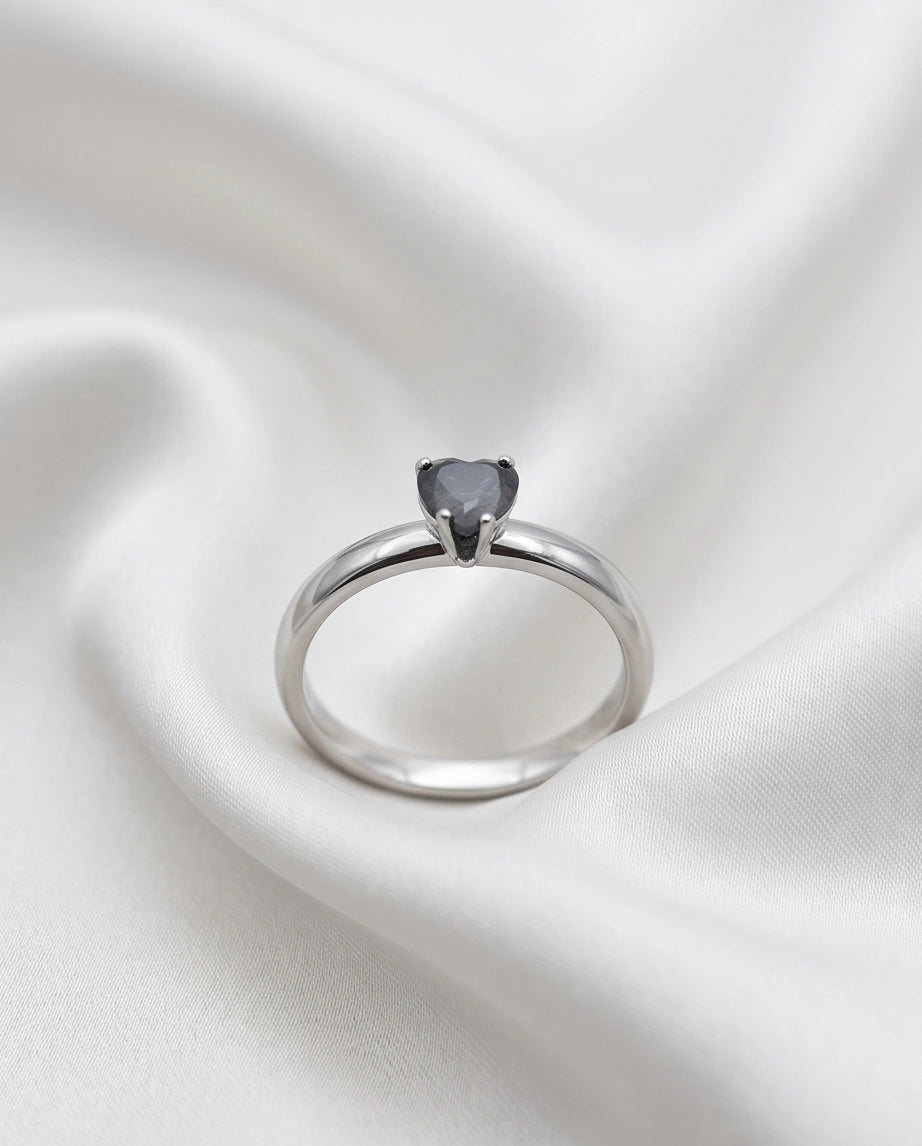 Sterling Silver Heart-Cut Black Onyx Solitaire Ring