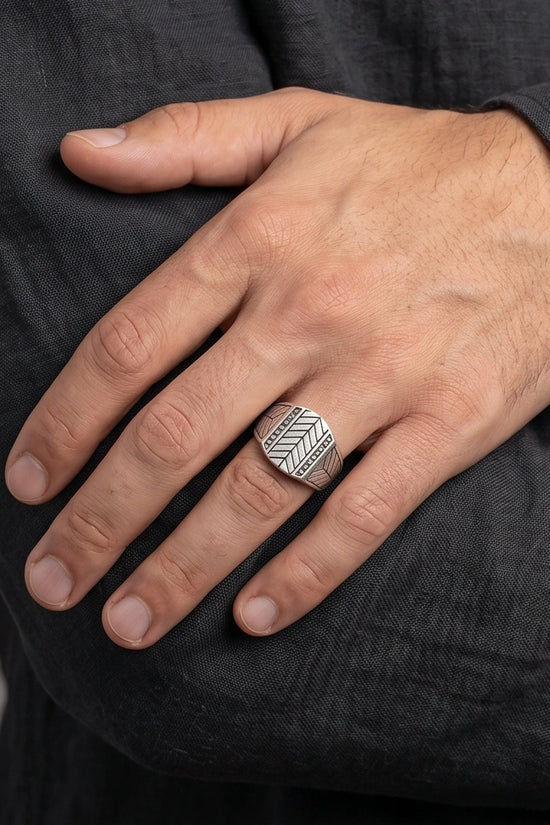 Sterling Silver Chevron Pattern Geometric Signet Ring