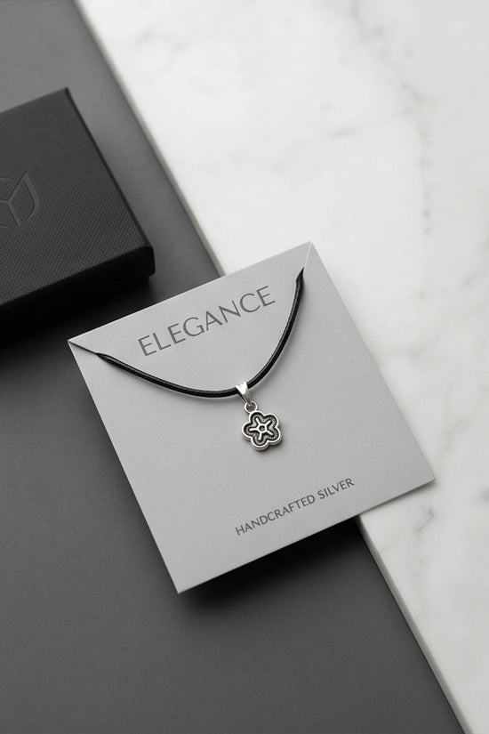 Silver Retro Concentric Blossom Necklace