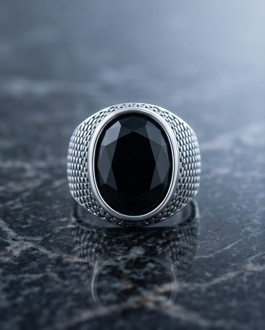 Imperial Onyx Mesh Signet Ring