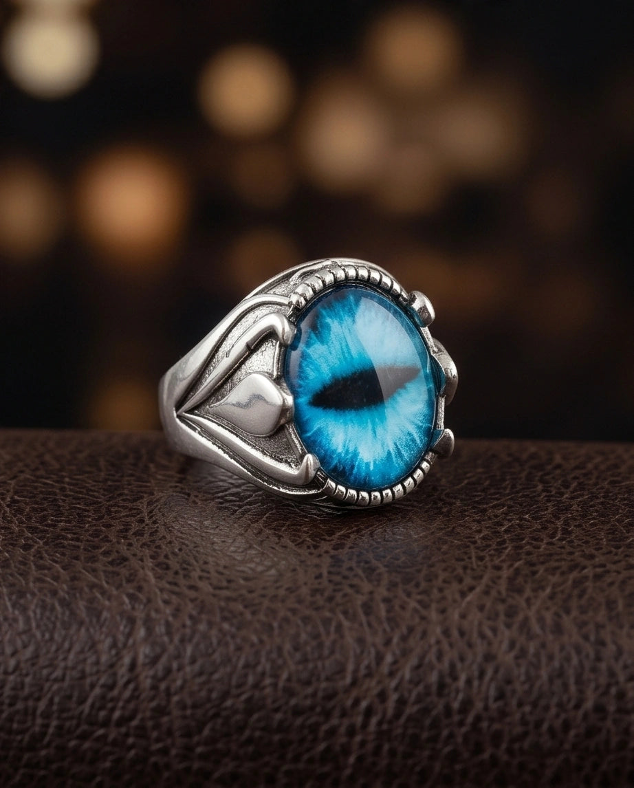 Vintage Sterling Silver Dragon's Claw Azure Eye Ring