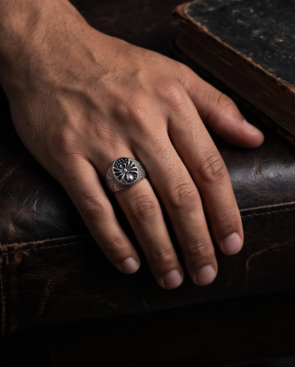 Arachnid Web-Shoulder Signet Silver Ring