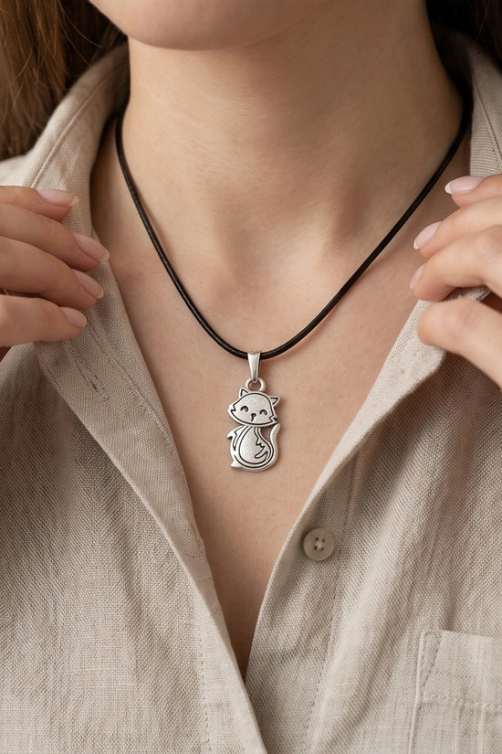 Silver Cute Cat Pendant Necklace