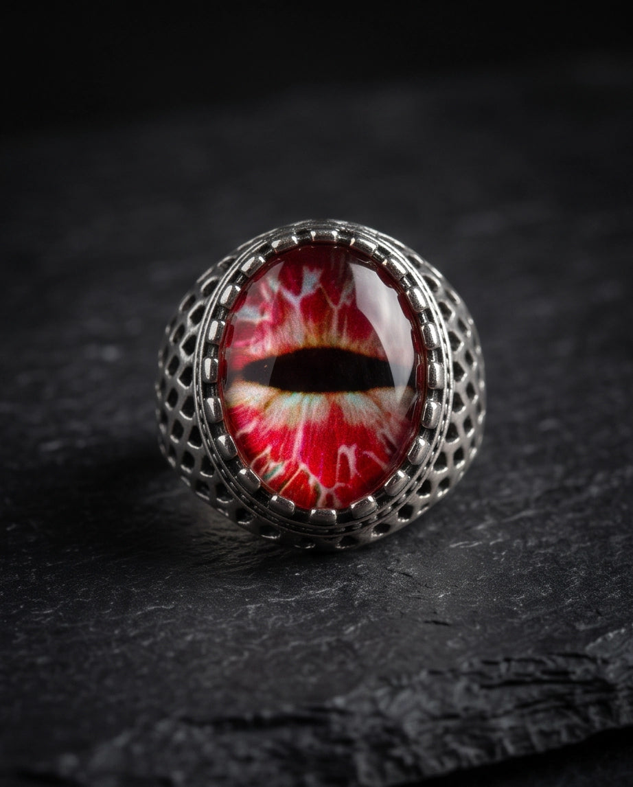 Crimson Lattice Slit-Pupil Silver Ring