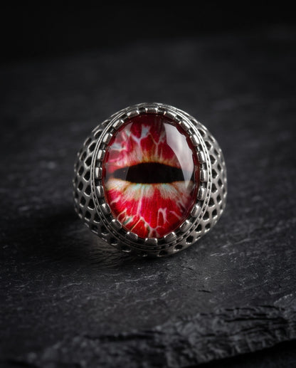 Crimson Lattice Slit-Pupil Silver Ring