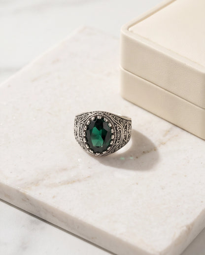 Deep Emerald Oval-Cut Gemstone Ornate Filigree Silver Ring