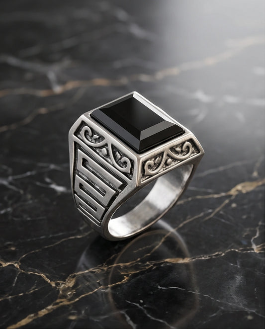 Imperial Onyx Horizon Signet Ring