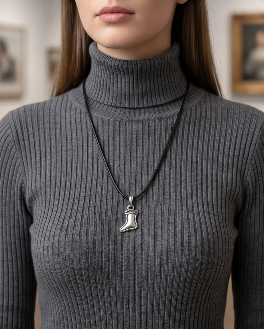 Silver Retro Stocking Pendant Necklace