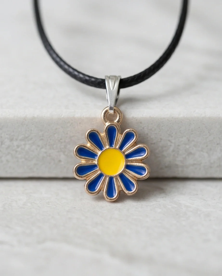 Midnight Blue Daisy Pendant